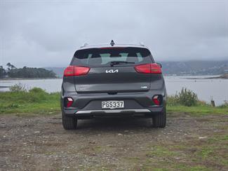 2022 Kia Niro - Thumbnail
