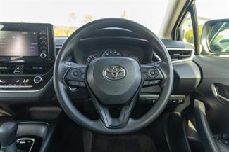 2020 Toyota Corolla - Thumbnail