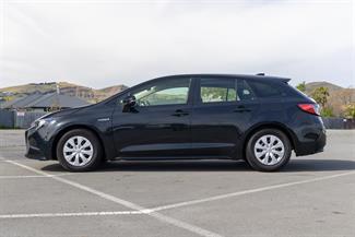 2020 Toyota Corolla - Thumbnail