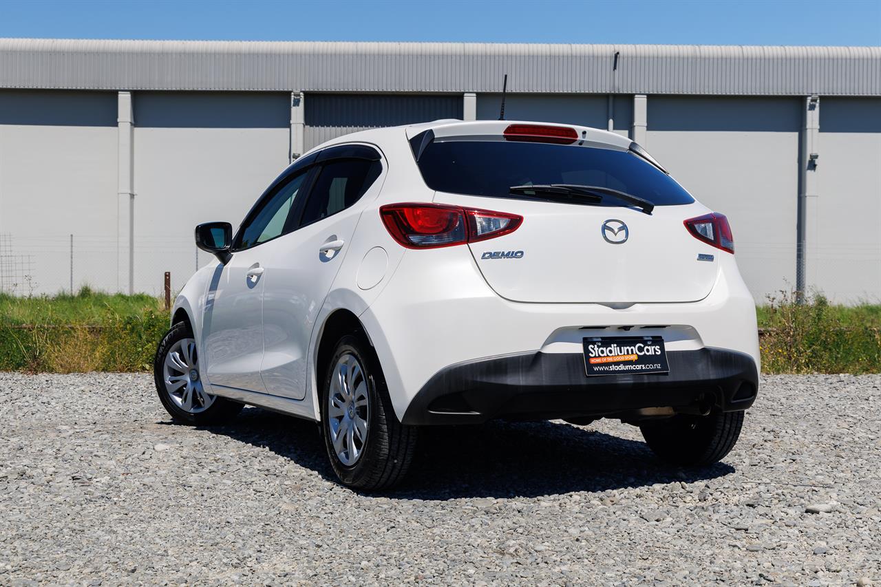 2016 Mazda Demio