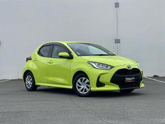 2020 Toyota Yaris - Thumbnail