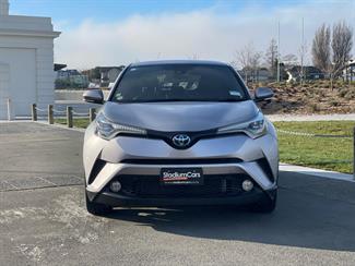 2018 Toyota C-HR - Thumbnail