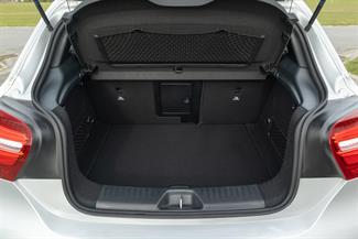 2017 Mercedes-Benz A180 - Thumbnail