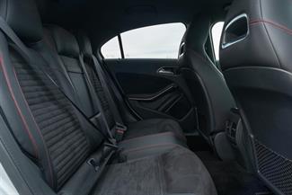 2017 Mercedes-Benz A180 - Thumbnail