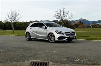 2017 Mercedes-Benz A180 - Thumbnail