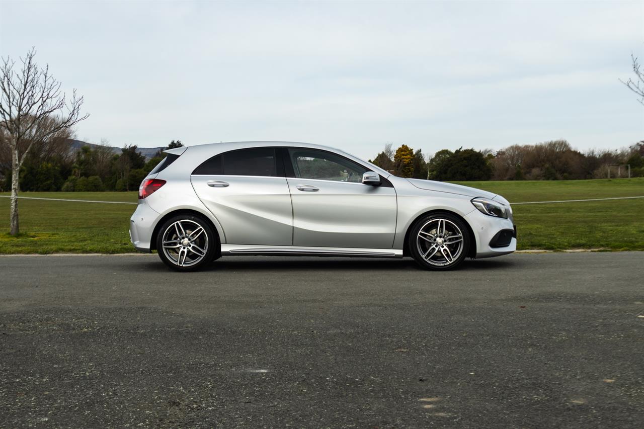 2017 Mercedes-Benz A180