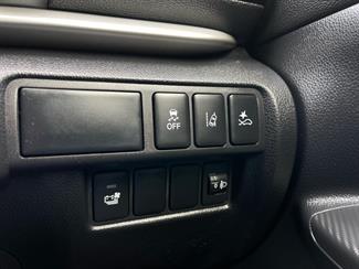 2022 Mitsubishi Eclipse Cross - Thumbnail