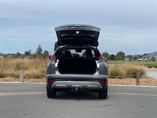 2022 Mitsubishi Eclipse Cross - Thumbnail