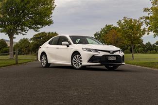 2023 Toyota Camry - Thumbnail