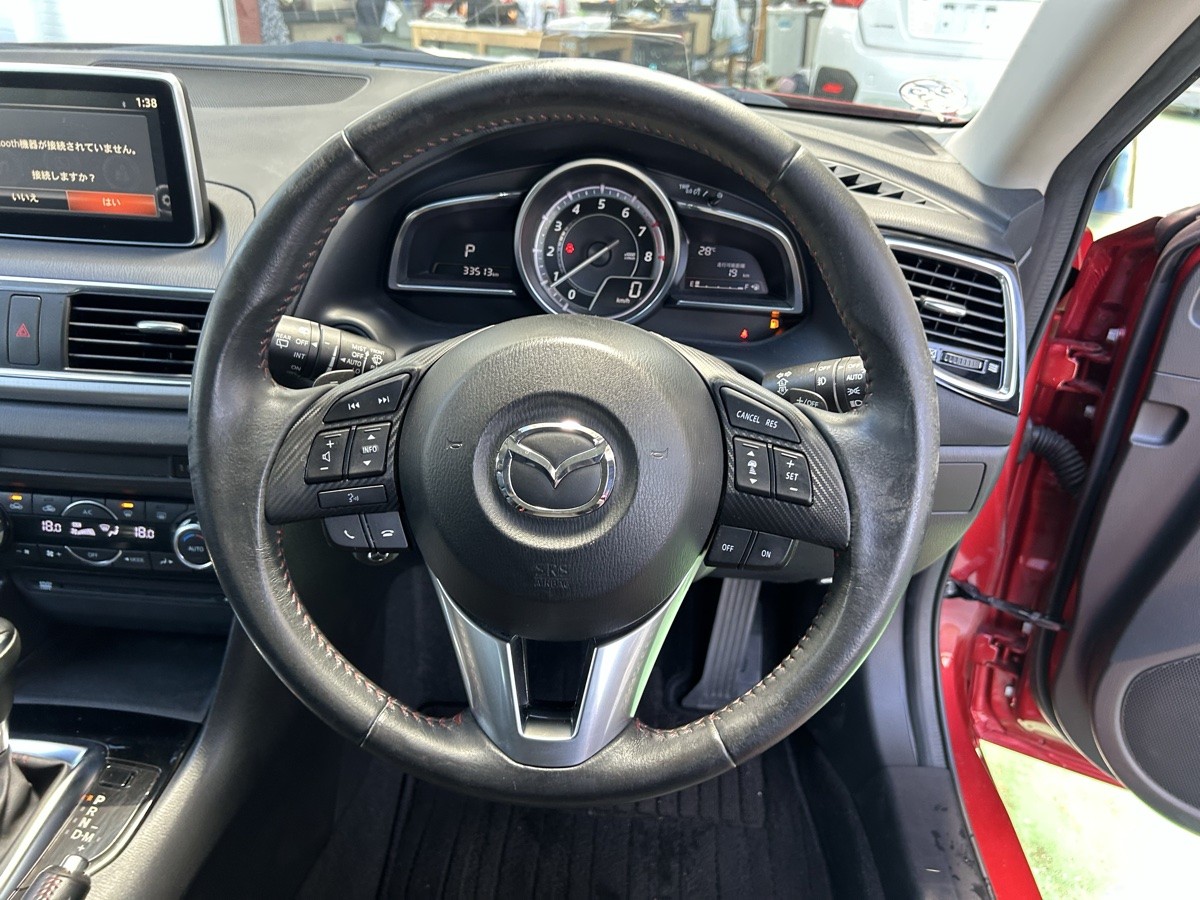 2014 Mazda Axela