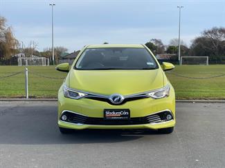 2016 Toyota Auris - Thumbnail