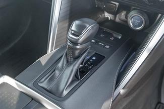 2021 Toyota Harrier - Thumbnail