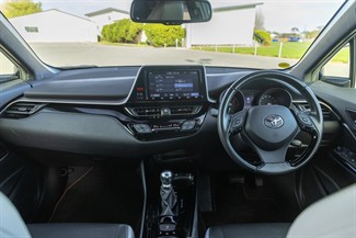 2019 Toyota C-HR - Thumbnail