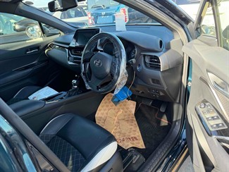 2019 Toyota C-HR - Thumbnail