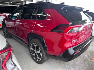 2021 Toyota RAV4 - Thumbnail