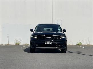 2022 Kia Sorento - Thumbnail