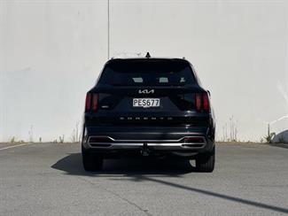 2022 Kia Sorento - Thumbnail