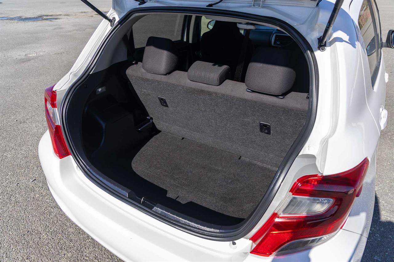 2015 Toyota Vitz