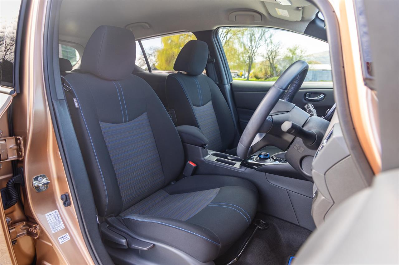 2023 Nissan LEAF