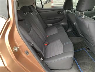 2023 Nissan LEAF - Thumbnail