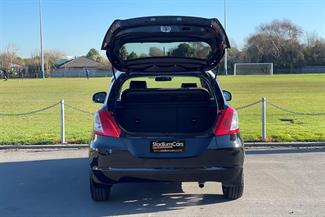 2015 Suzuki Swift - Thumbnail