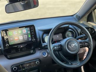 2020 Toyota Yaris - Thumbnail