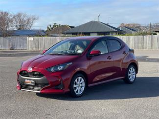 2020 Toyota Yaris - Thumbnail