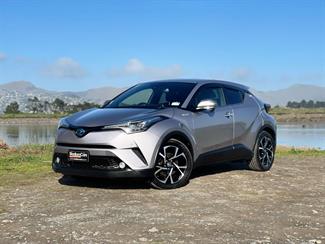 2017 Toyota C-HR - Thumbnail