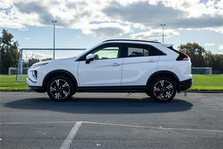 2023 Mitsubishi Eclipse Cross - Thumbnail