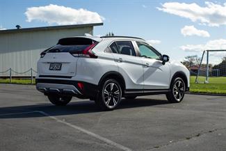 2023 Mitsubishi Eclipse Cross - Thumbnail