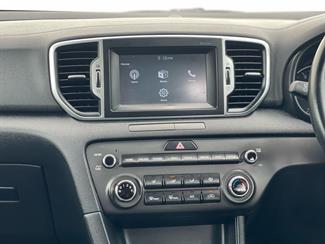 2016 Kia Sportage - Thumbnail