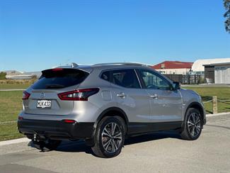 2020 Nissan Qashqai - Thumbnail