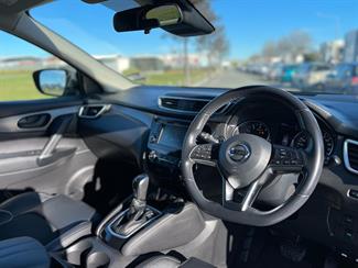 2020 Nissan Qashqai - Thumbnail