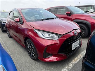 2020 Toyota Yaris - Thumbnail