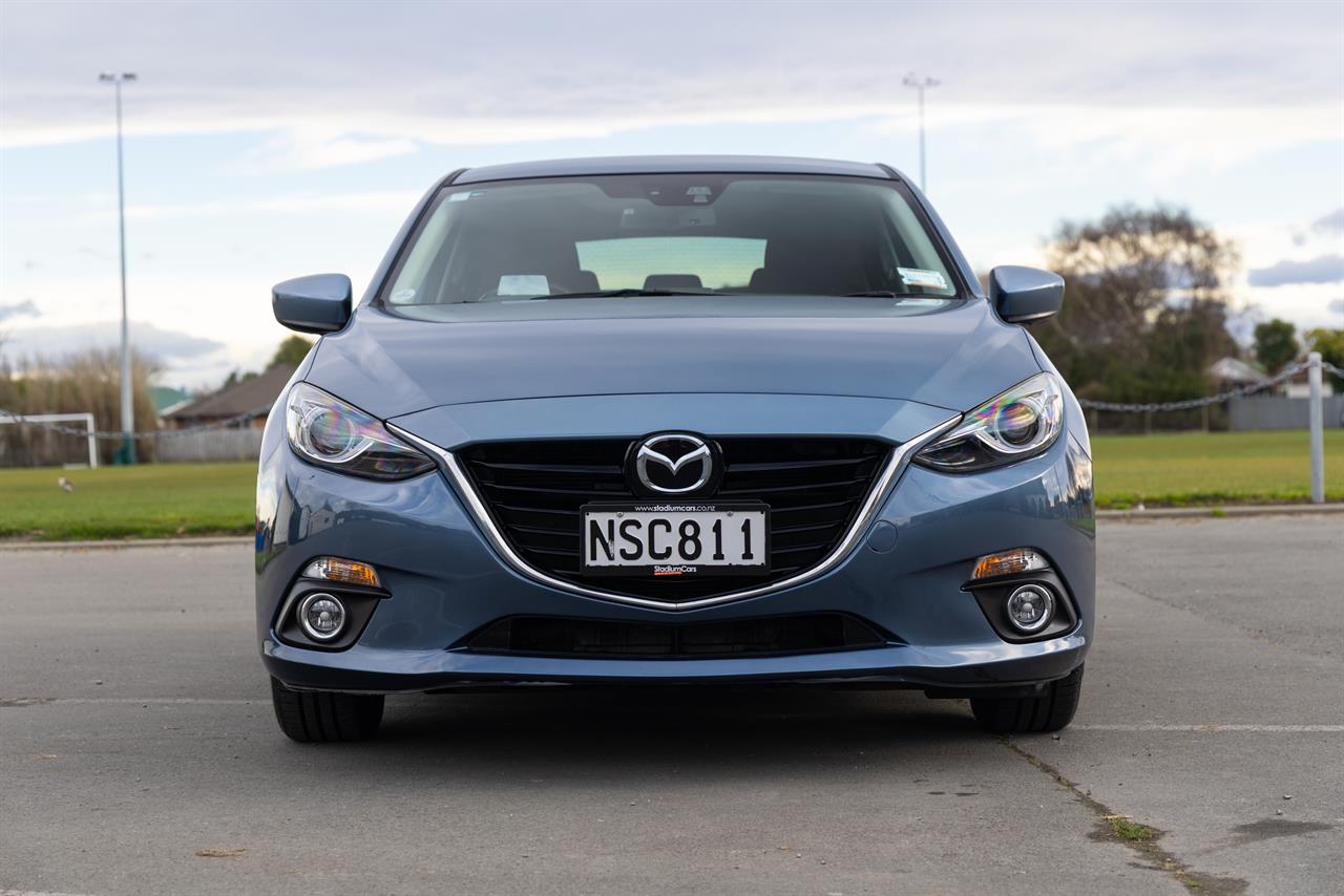 2015 Mazda Axela