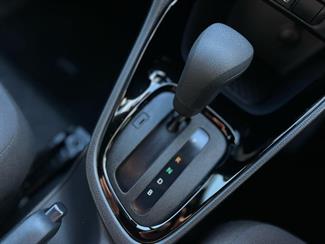 2020 Toyota Yaris - Thumbnail