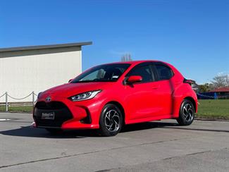 2020 Toyota Yaris - Thumbnail
