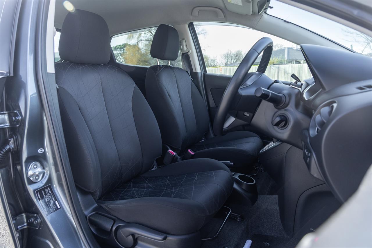 2011 Mazda Demio