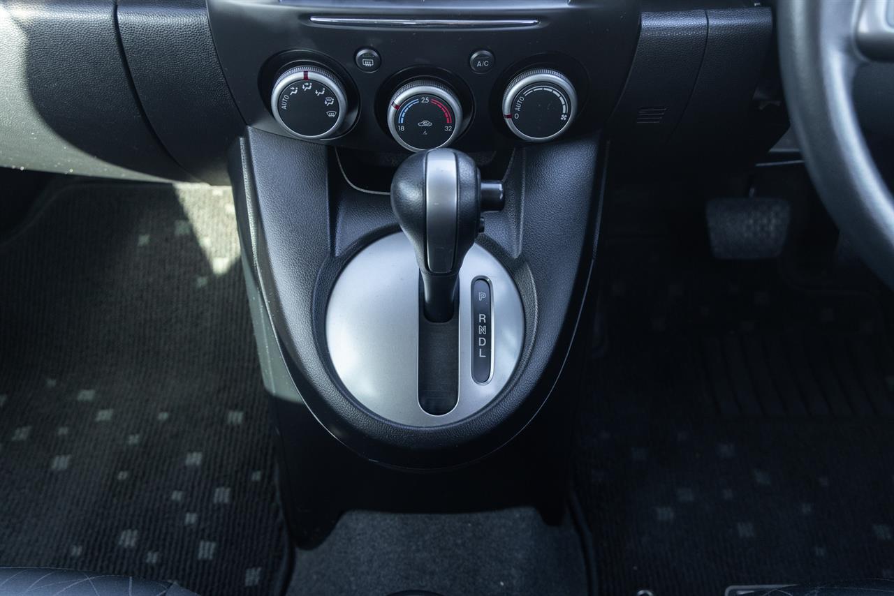 2011 Mazda Demio