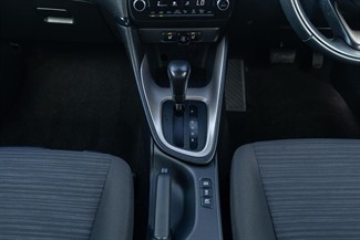 2020 Toyota Yaris - Thumbnail