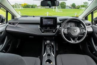 2024 Toyota Corolla - Thumbnail