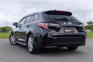 2024 Toyota Corolla - Thumbnail