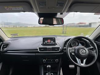 2014 Mazda Axela - Thumbnail