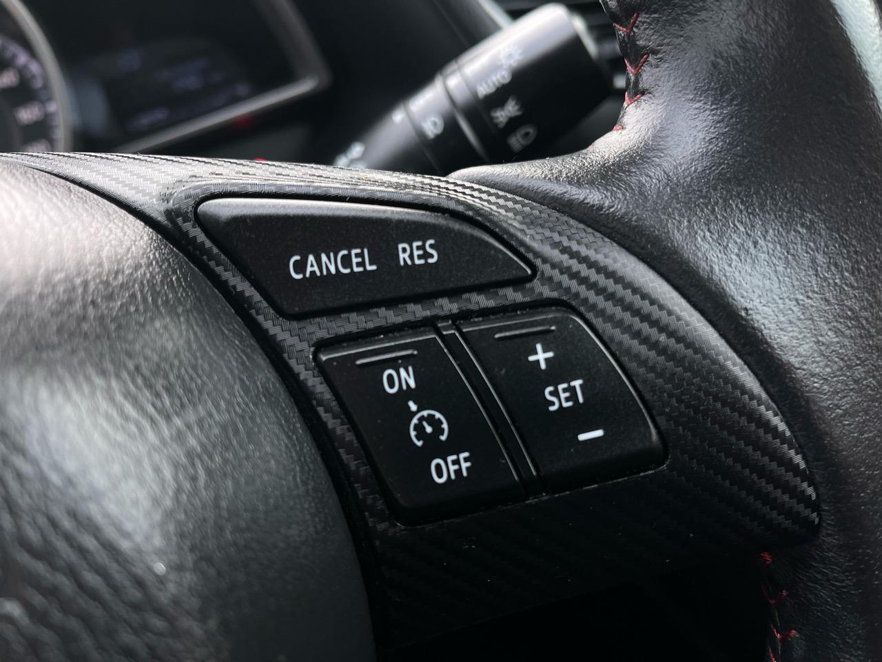 2014 Mazda Axela
