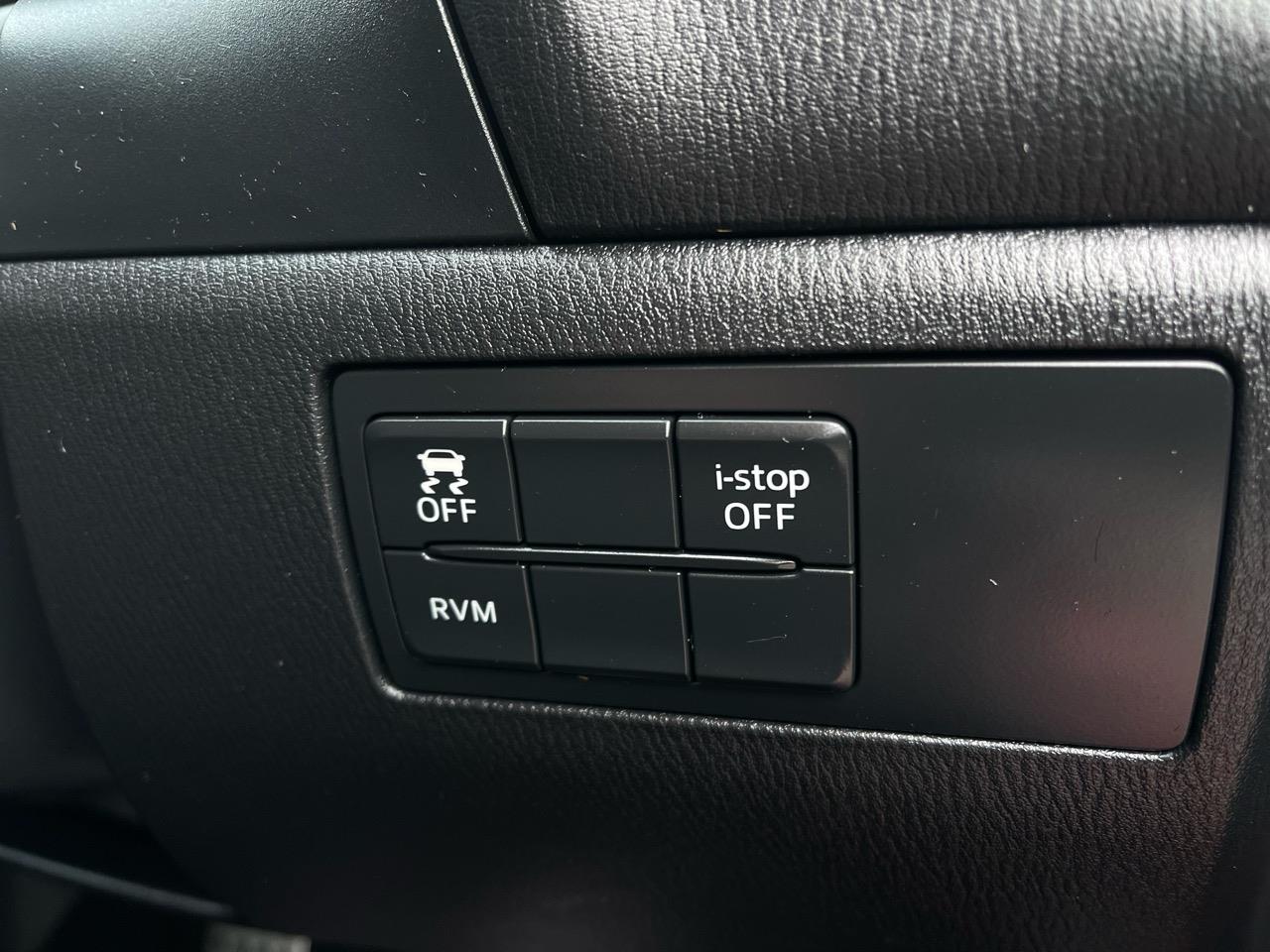 2014 Mazda Axela