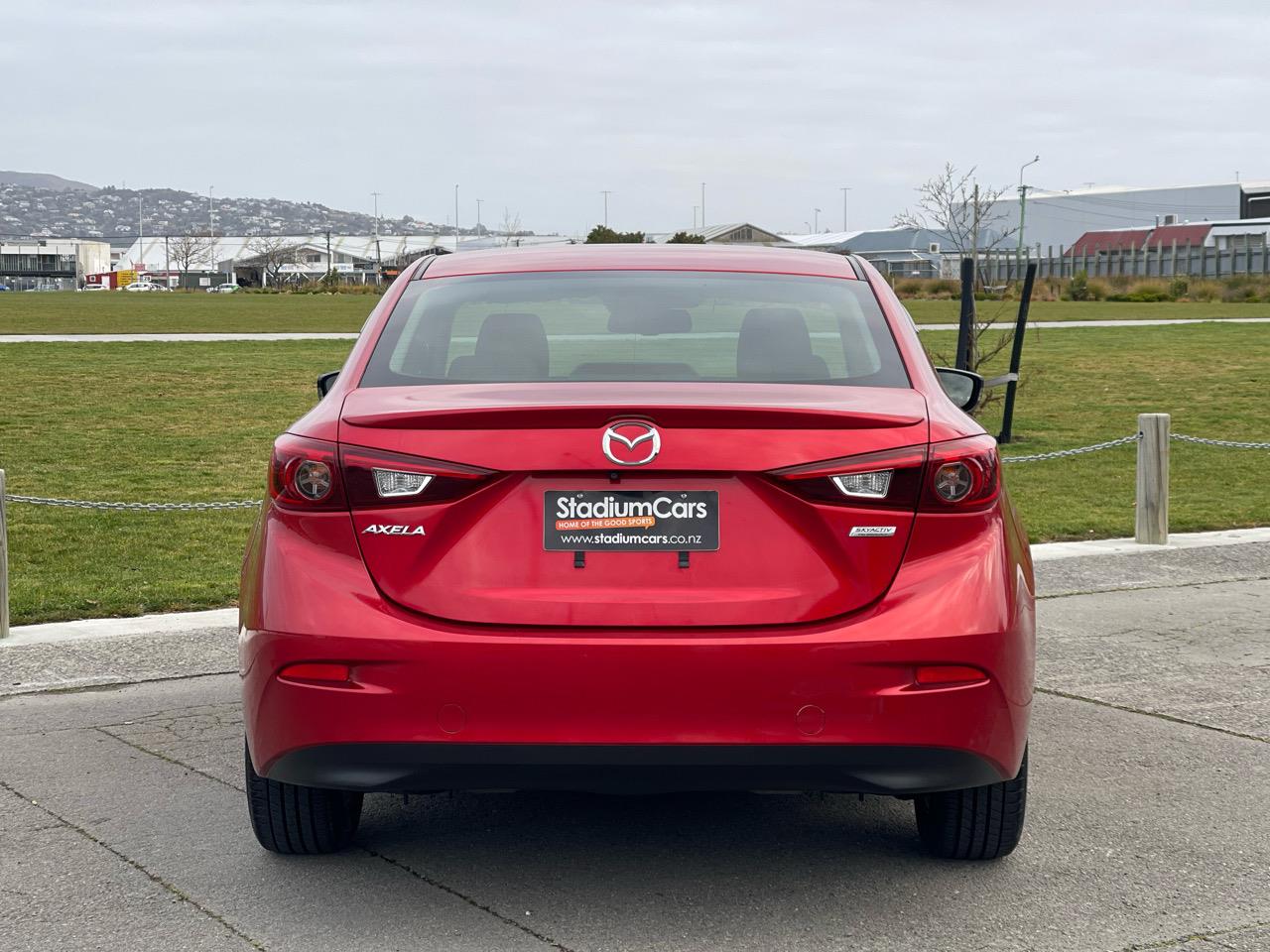 2014 Mazda Axela