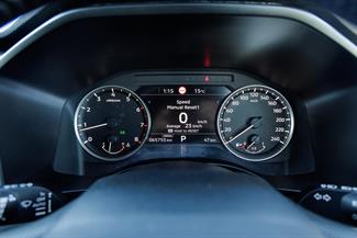 2024 Mitsubishi Outlander - Thumbnail