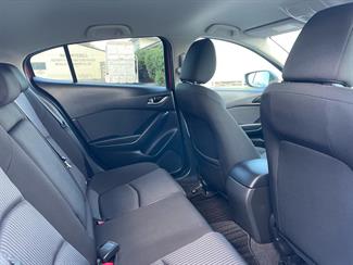 2015 Mazda Axela - Thumbnail
