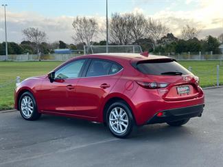 2015 Mazda Axela - Thumbnail
