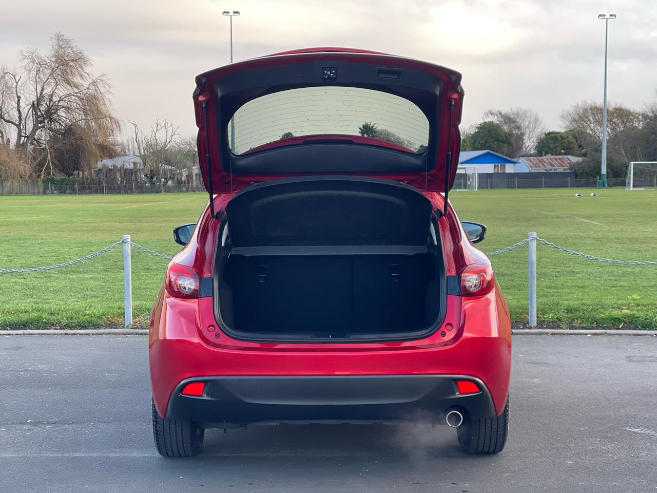 2015 Mazda Axela
